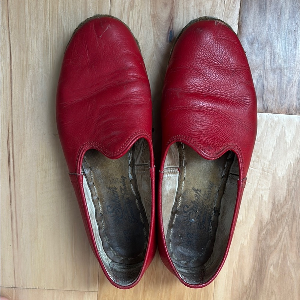 Sabah - Felli (Red, 39)